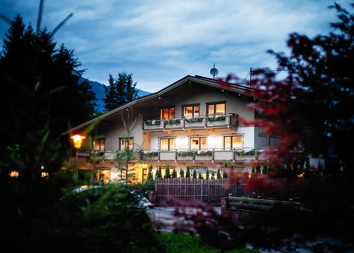 Haustierfreundliches Hotel: Pinetree Lodge Mayrhofen
