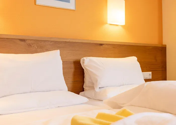 Hotel-Pension Strolz